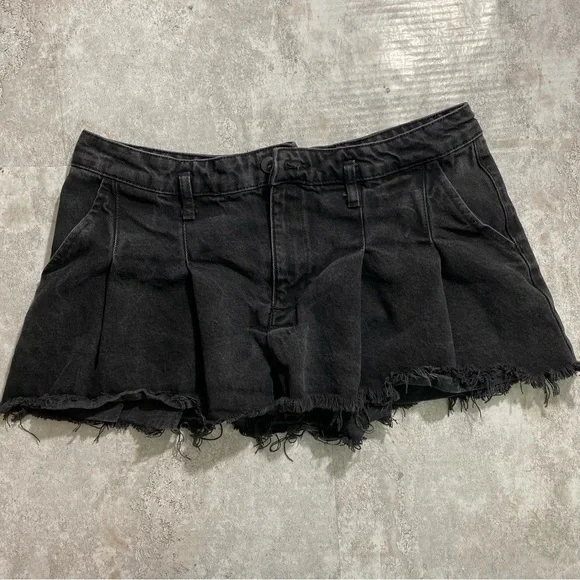 Zara Faded Black Pleated Mini Skirt Large Grunge Streetwear - Picture 3 of 8
